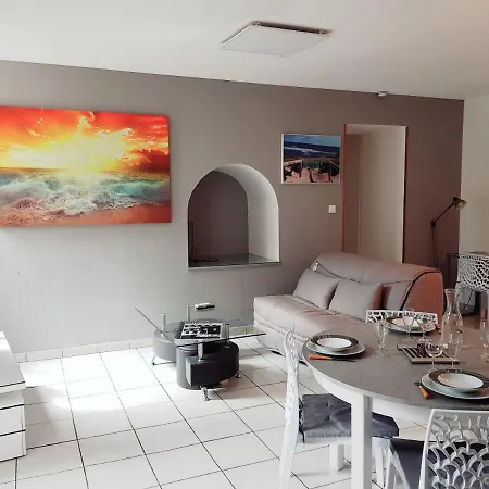 Aubaine Apartment *